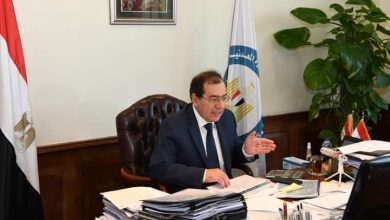 صورة وزير البترول يرأس باكورة اعمال الجمعيات العامة لشركات بترول القطاع العام