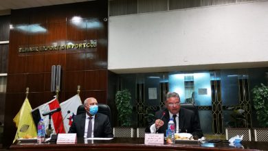 صورة وزيرا قطاع الأعمال والنقل يبحثان مع المجالس التصديرية سبل تعزيز التجارة الخارجية 