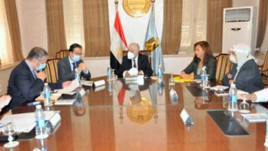 صورة وزير التعليم يلتقى سفير فرنسا بالقاهرة لبحث أوجه التعاون المشترك