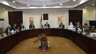 صورة وزير الإسكان يتابع إعداد الاشتراطات التخطيطية والبنائية لضبط العمران بمدن (القاهرة – الجيزة – الإسكندرية)