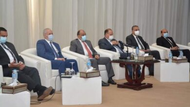 صورة وزير التنمية المحلية و٧ محافظين في حوار مفتوح مع المواطنين أعضاء لجان التنمية بقرى ” حياة كريمة”  