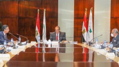 صورة وزير الاتصالات يوجه “البريد” بسرعة تطوير مكاتب الهيئة ومنظومة المدفوعات