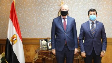 صورة وزير الشباب والرياضة يستقبل سفير مصر لدي بولندا قبل استلام مهام عمله 