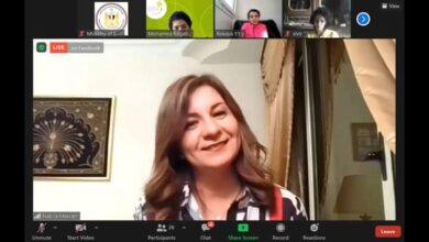 صورة “الهجرة” تطلق أول معسكر لأبناء المصريين بالنمسا عبر تطبيق “زووم” لتحفيزهم على التحدث باللهجة المصرية 