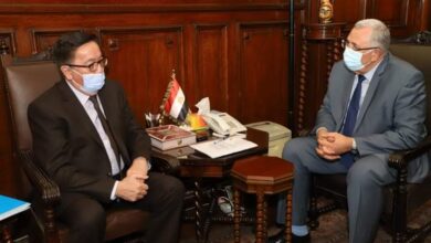 صورة وزير الزراعة يبحث مع سفير كازاخستان تعميق وزيادة التعاون الزراعي بين البلدين 