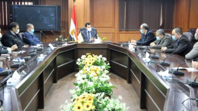 صورة وزير الرياضة  :  تطبيق الإجراءات الإحترازية والضوابط الصحية على مختلف الأنشطة والبطولات