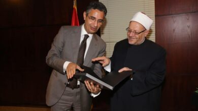 صورة رئيس البريد يستقبل فضيلة المفتي ويشيد بدور الإفتاء في توطيد مفهوم سماحة الدين الحنيف