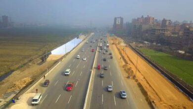 صورة وزير النقل يتابع تقدم أعمال نقل المرافق المتعارضة مع أعمال التطوير  بالطريق الدائري 