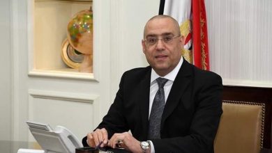صورة الجزار: تخصيص 11 منفذاً و3 مكاتب تموين بمدينة حدائق أكتوبر لبيع السلع الغذائية وصرف السلع التموينية للجمهور