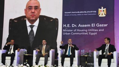 صورة وزير الإسكان: العاصمة الإدارية الجديدة.. هى البداية لتنمية سيناء.