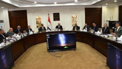 صورة وزير الإسكان يترأس اجتماع لجنة إدارة الأزمات لمتابعة الاستعدادات لمواجهة مخاطر الأمطار والسيول بموسم الشتاء المقبل