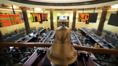 صورة إستمرار التباين في آداء مؤشرات البورصة المصرية بختام تعاملات اليوم الإثنين