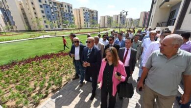 صورة وزير الإسكان يتجول بمواقع وحدات المبادرة الرئاسية “سكن لكل المصريين” لمنخفضى الدخل بمدينة حدائق العاصمة