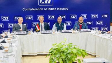 صورة خلال زيارته للهند:  وزير الاتصالات يلتقى مع أعضاء اتحاد الصناعة الهندي CII