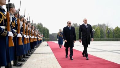 صورة الرئيس السيسي يبعث  ونظيره الأذري العلاقات الثنائية بين البلدين  بقصر «زوجلوب» بباكو