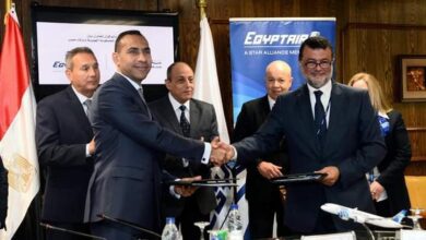 صورة وزير الطيران يشهد توقيع بروتوكول تعاون بين مصر للطيران وبنك مصر في مجال التحصيل الإلكترونى