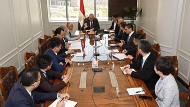 صورة وزير الإسكان يلتقى نائب رئيس شركة “سينوشور” الصينية لتأمين الصادرات والائتمان لبحث سبل التعاون المشترك بين الجانبين