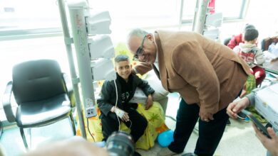 صورة بمشاركة نجم الكوميديا بيومى فؤاد ” رويال للتطوير ” تطلق مبادرة ” العيد يجمعنا ” وتحتفل مع أطفال مستشفى ” ٥٧٣٥٧ ” بعيد الفطر المبارك