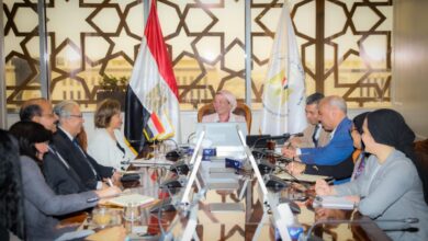 صورة وزيرة البيئة تتابع إعداد تقرير حالة البيئة فى مصر لعام ٢٠٢٢