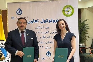 صورة «المقاولون العرب لإدارة المرافق» و«JK Facilities» يوقعان اتفاقية تعاون للتوسع في مجال إدارة المشروعات