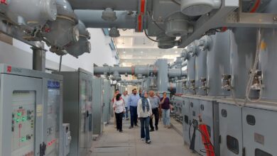 صورة وزير الإسكان يتابع  سير العمل بعدد من المشروعات بمدينة العبور