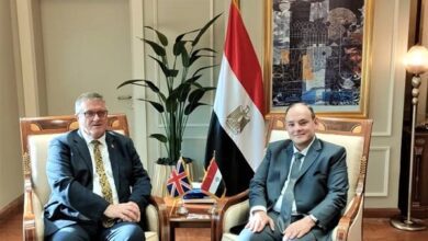 صورة وزير التجارة والصناعة يستقبل مبعوث قمة الاستثمار البريطانية الإفريقية