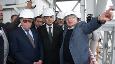 صورة نسبة التنفيذ بلغت 75٪  المصيلحي يتفقد أعمال مشروع صومعة ميناء غرب بورسعيد بطاقة تخزينية 100 الف طن