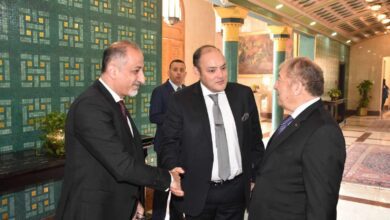 صورة وزير الصناعة يبحث مع وزير الاقتصاد الفلسطيني جهود مصر لتدارك الآثار السلبية للعدوان الإسرائيلي