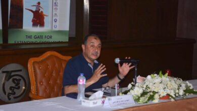 صورة وزير قطاع الأعمال العام : حريصون على النهوض بصناعة الدواء في الشركات التابعة