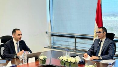 صورة وزير الاستثمار يبحث مع مسؤولي ” نيسان موتور إيجيبت ” خطط الشركة الحالية والمستقبلية بالسوق المصرية
