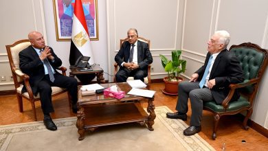 صورة كامل الوزير يدرس إنشاء محطة جديدة لاستقبال ونقل الإيثيلين بميناء غرب بورسعيد