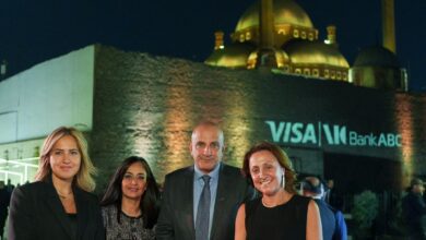 صورة لأول مرة في السوق المصري بنك ABC و Visa يطلقان بطاقة فيزا “انفينيت” المعدنية