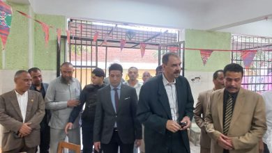 صورة محافظ سوهاج ونـائبـه يتقفدان ديوان الإدارة التعليميـة بدار السلام
