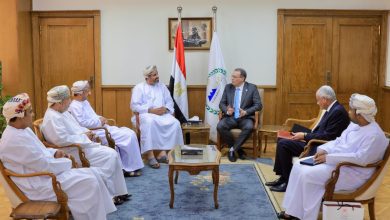 صورة رئيس التنظيم والإدارة يستقبل وزير العمل العماني ويبحثان تعزيز التعاون المشترك