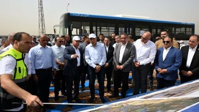 صورة مدبولي: الأتوبيس الترددي أحد أهم مشروعات النقل الجماعي النظيفة صديقة البيئة التي تقدم خدمة مميزة للمواطنين