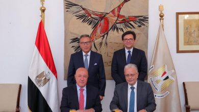 صورة “الأهلي المصري” و “الثقافة” يوقعان بروتوكول تعاون لتشغيل مبنى السلطان حسين وتحويله لمركز للعرض المتحفي والفني