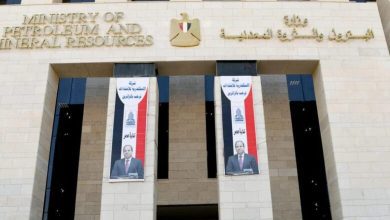 صورة وزارة البترول : 3 اكتشافات جديدة للزيت والغاز بالصحراء الغربية وخليج السويس
