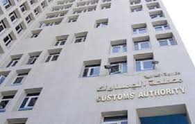 صورة رئيس الجمارك يتفقد ميناءي الإسكندرية والدخيلة ويتابع إجراءات التعامل مع البضائع الخطرة