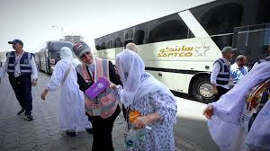 صورة وصول قافلة من حجاج مصر وفلسطين القادمين برًا لمدينة استقبال الحجيج بمحافظة خيبر