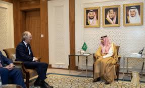 صورة المبعوث الأمريكي لسوريا يصل إلى السعودية ويلتقي وزير الخارجية