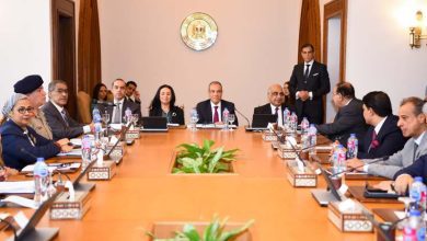 صورة وزير الخارجية والهجرة يترأس حوار اللجنة العليا الدائمة لحقوق الإنسان مع ممثلي منظمات المجتمع المدني