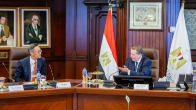 صورة محافظ البنك المركزي يبحث مجالات التعاون الاقتصادى والمالي مع رئيس البنك الصناعي الصيني
