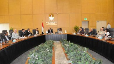صورة مسئولو “الإسكان”و”السياحة” يتابعون تطوير المنطقة بين مطار سفنكس الدولي وهرم سقارة