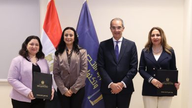صورة وزيرا الاتصالات والتضامن يشهدان توقيع مذكرة تفاهم وبروتوكولين للتعاون