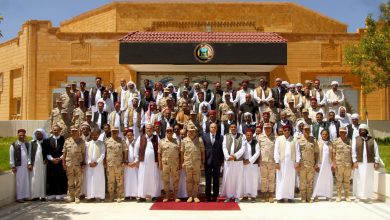 صورة المنطقة الغربية العسكرية تنظم لقاء مع شيوخ وعواقل محافظة مطروح‎ .