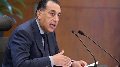 صورة مدبولي : تنسيق بين محافظ المركزي ووزير المالية لزيادة المخزون الاستراتيجي من السلع