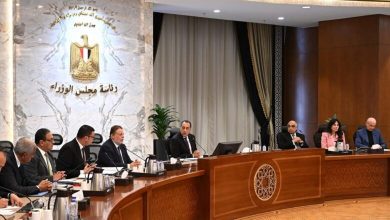 صورة مدبولي يطالب محافظ المركزي بوضع ضوابط لتيسير إجراءات تصدير العقار ودخول عوائد البيع للجهاز المصرفي