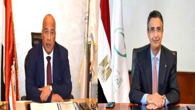 صورة رئيس غرفة القاهرة يُثمن جهود الدولة المصرية لتوفير مخزون آمن من السلع الاستراتيجية للحفاظ على استقرار السوق في ظل الظروف الإقليمية الحالية