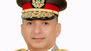 صورة الفريق ياسر الطودي : رجال الدفاع الجوي متحملين مسئولية الدفاع عن سماء مصر بإخلاص وإقتدار … سلما وحربا