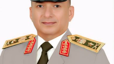 صورة الفريق ياسر الطودي : رجال الدفاع الجوي يتحملون مسئولية الدفاع عن سماء مصر بإخلاص وإقتدار … سلما وحربا